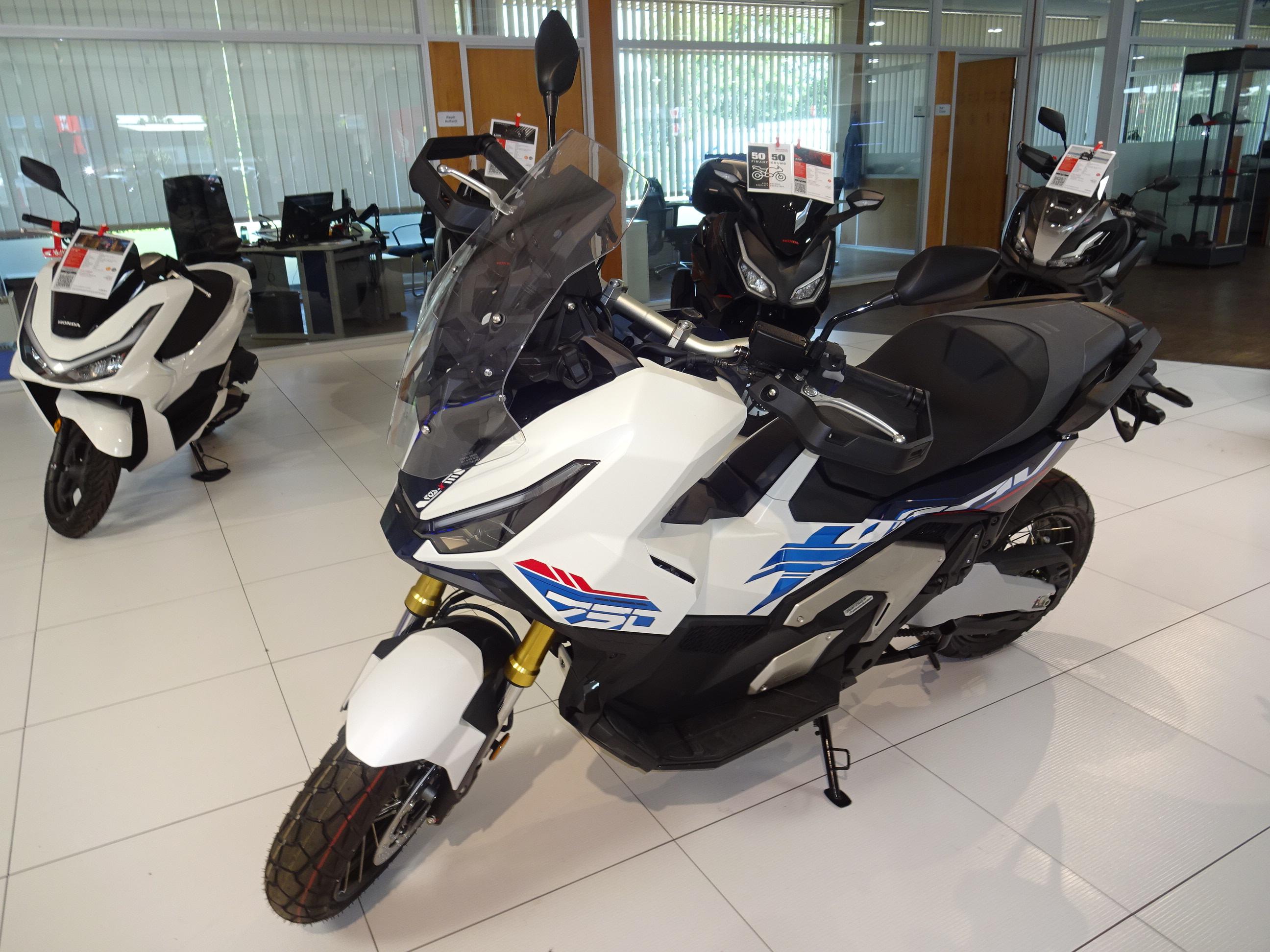 Honda X-ADV Special Edition					